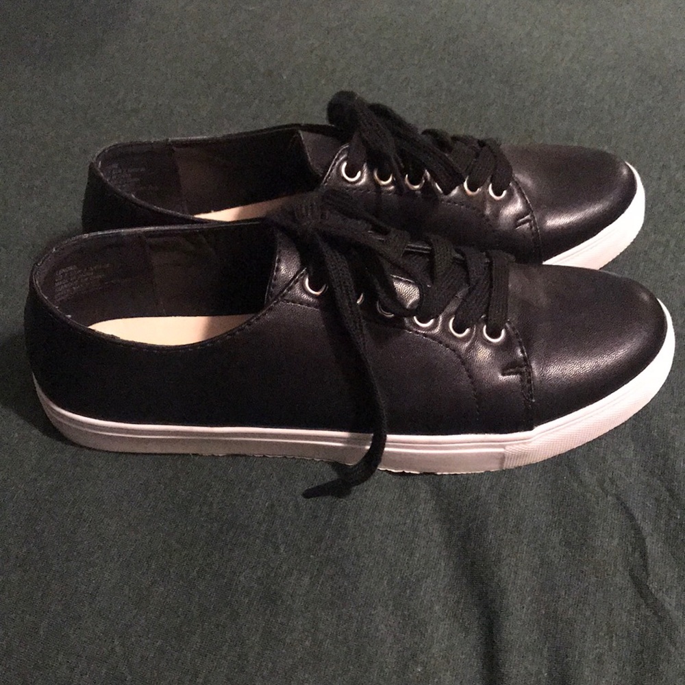 JustFab Black Lenore Sneakers
